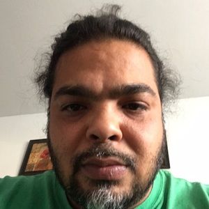 Meet your Posher, Eduardo